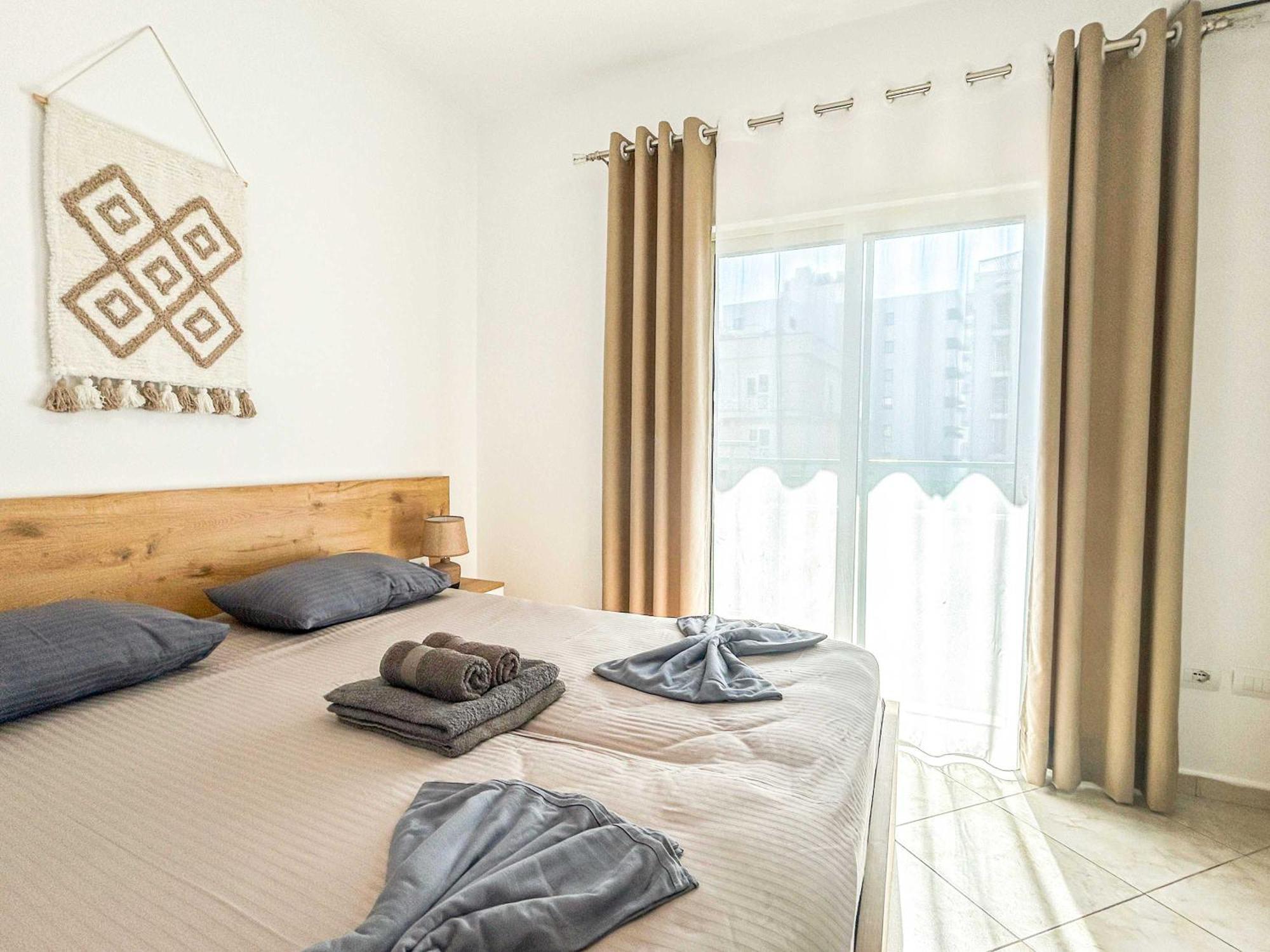 Apartment Lada 756 Durrës Esterno foto