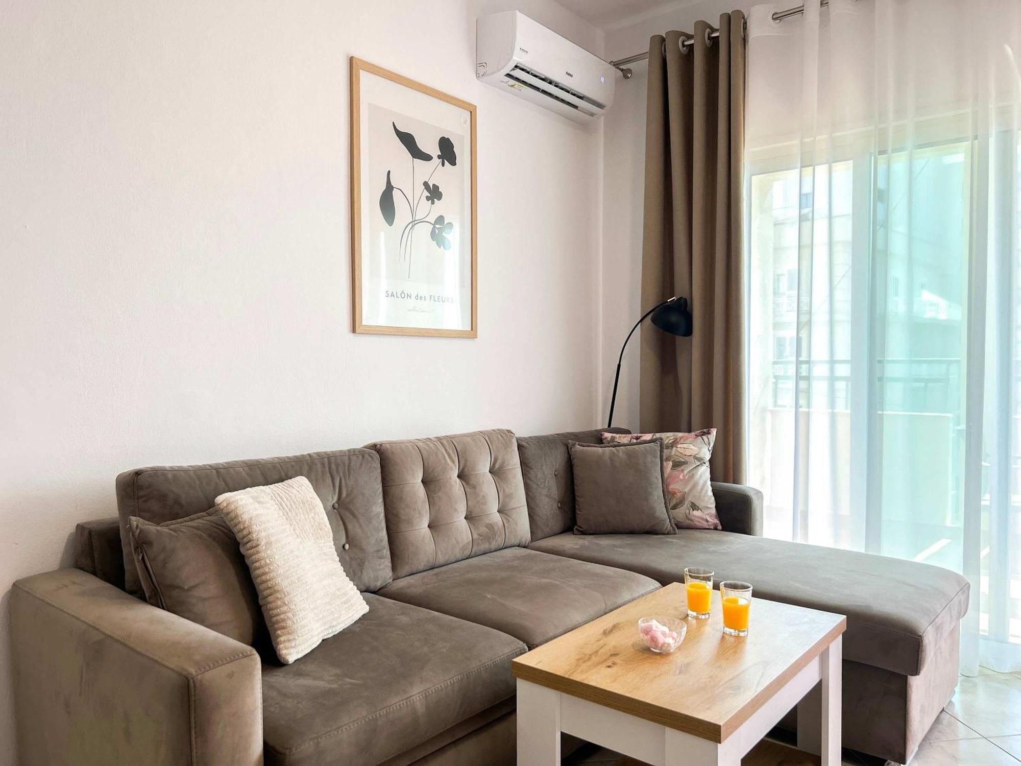 Apartment Lada 756 Durrës Esterno foto