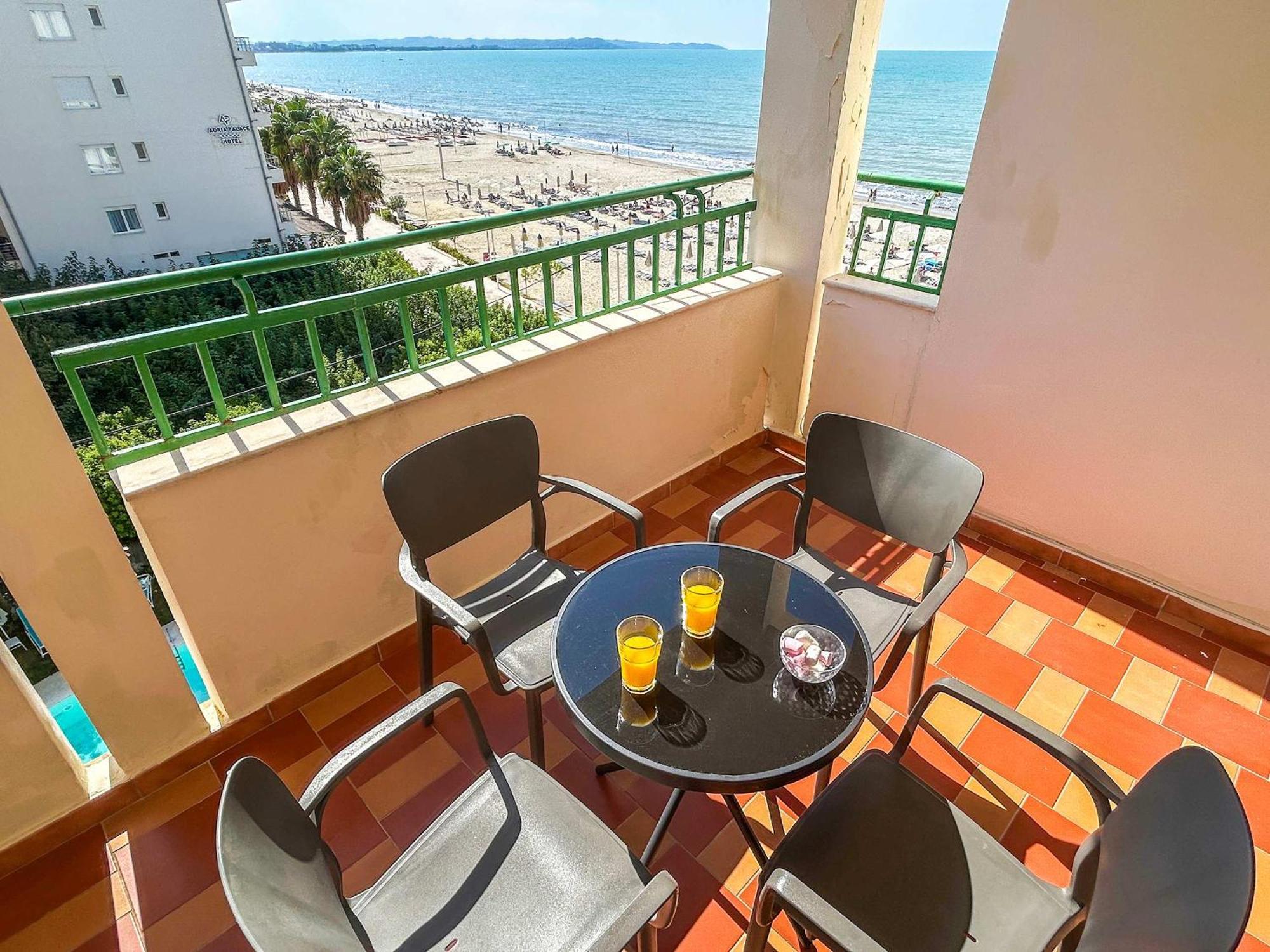 Apartment Lada 756 Durrës Esterno foto